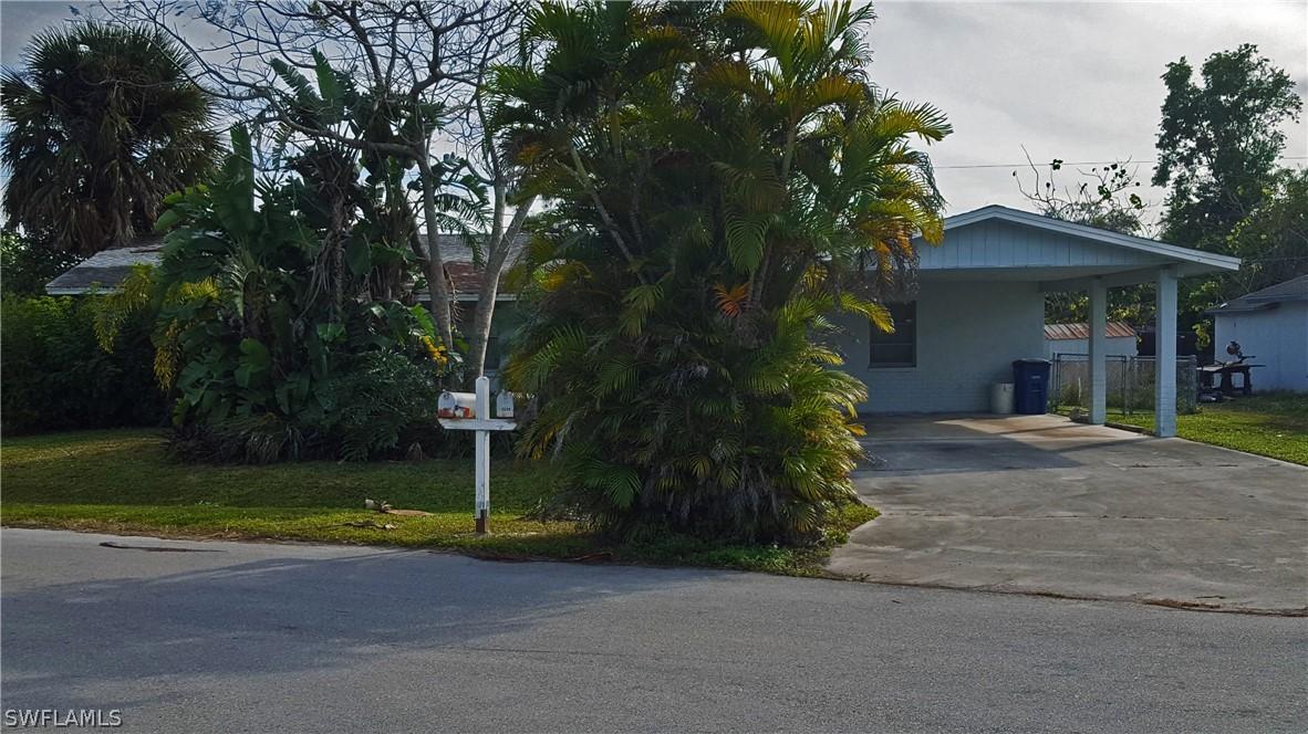 11297/99 Summerwinds Ct., Fort Myers, FL 33908