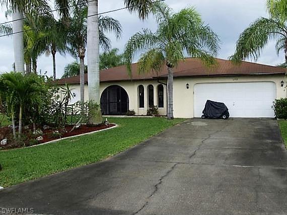 1239 SE 43rd Ter., Cape Coral, FL 33904