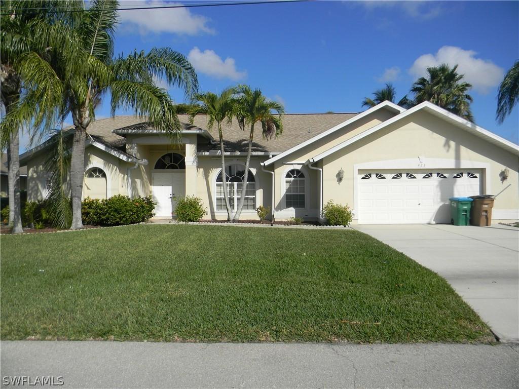 423 SE 21st Ln., Cape Coral, FL 33990