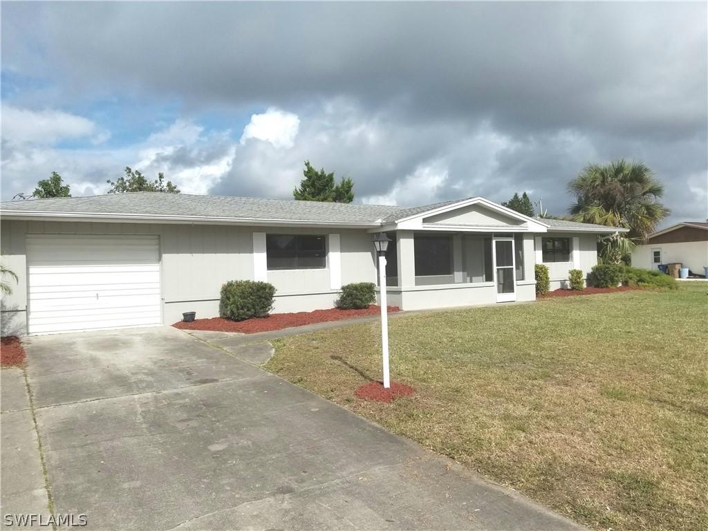 403 Hollywood St., Lehigh Acres, FL 33936