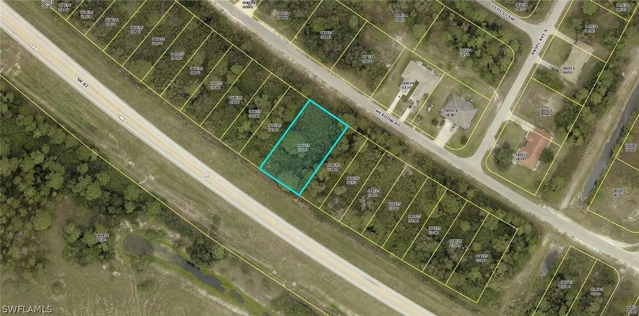 644 Meadow Rd., Lehigh Acres, FL 33973