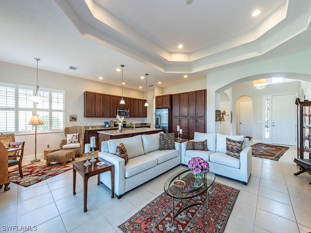 9220 Isla Bella Cir., Bonita Springs, FL 34135