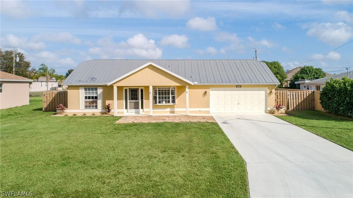 109 NE 5th Pl., Cape Coral, FL 33909