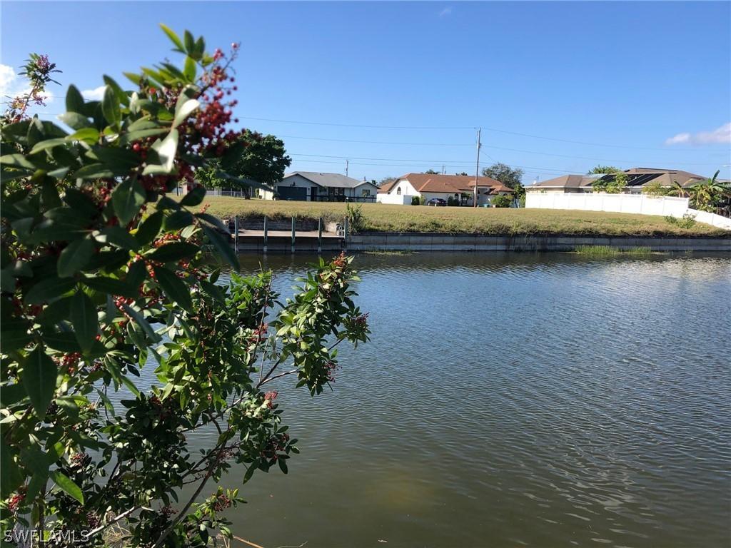 322 NE 18th Ave., Cape Coral, FL 33909