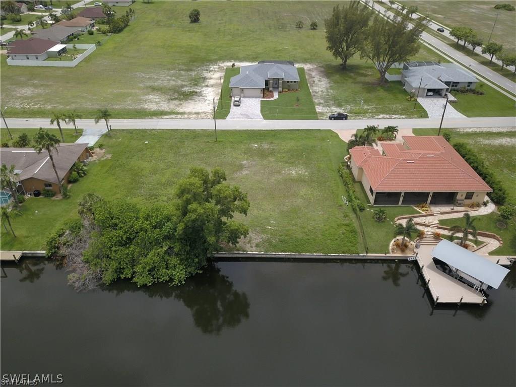 2021 SW 41st St., Cape Coral, FL 33914