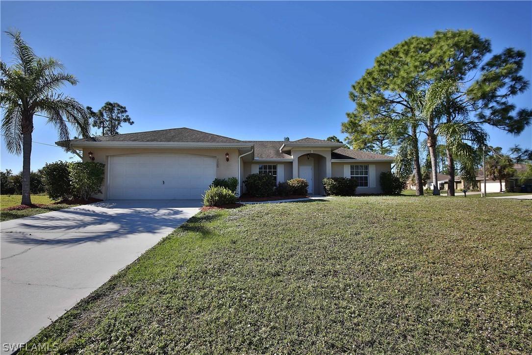 1125 Calmar Ave., Lehigh Acres, FL 33971