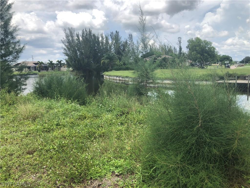 1425 SW 24th St., Cape Coral, FL 33991