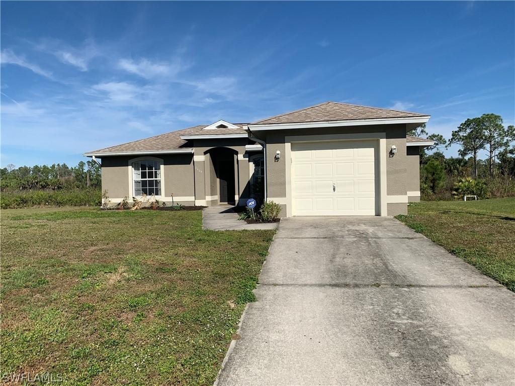 1115 Raymond St., Lehigh Acres, FL 33974