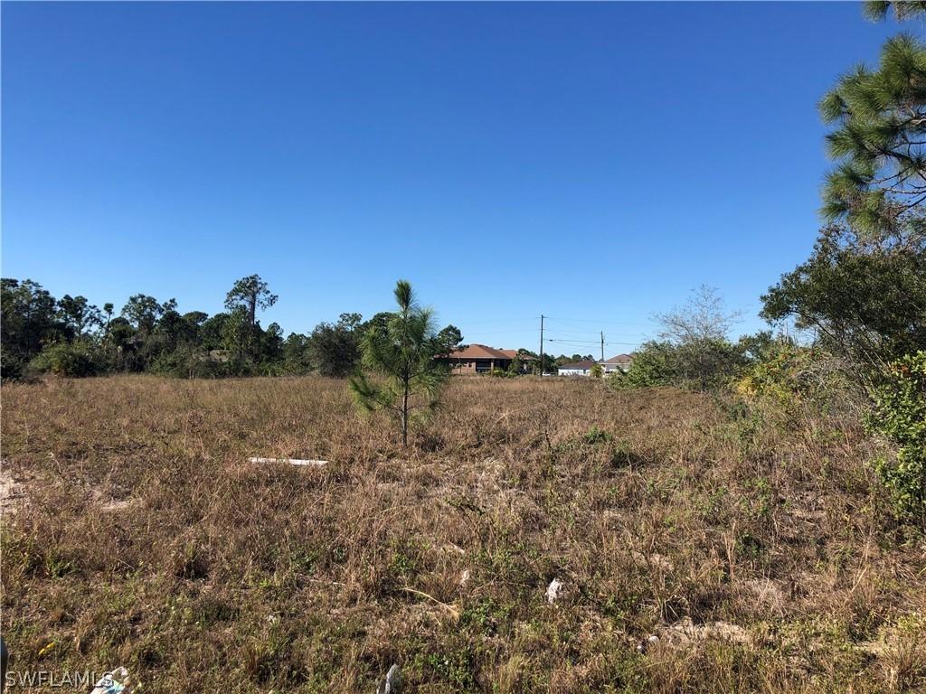 2011 Churchill Ave., Lehigh Acres, FL 33971