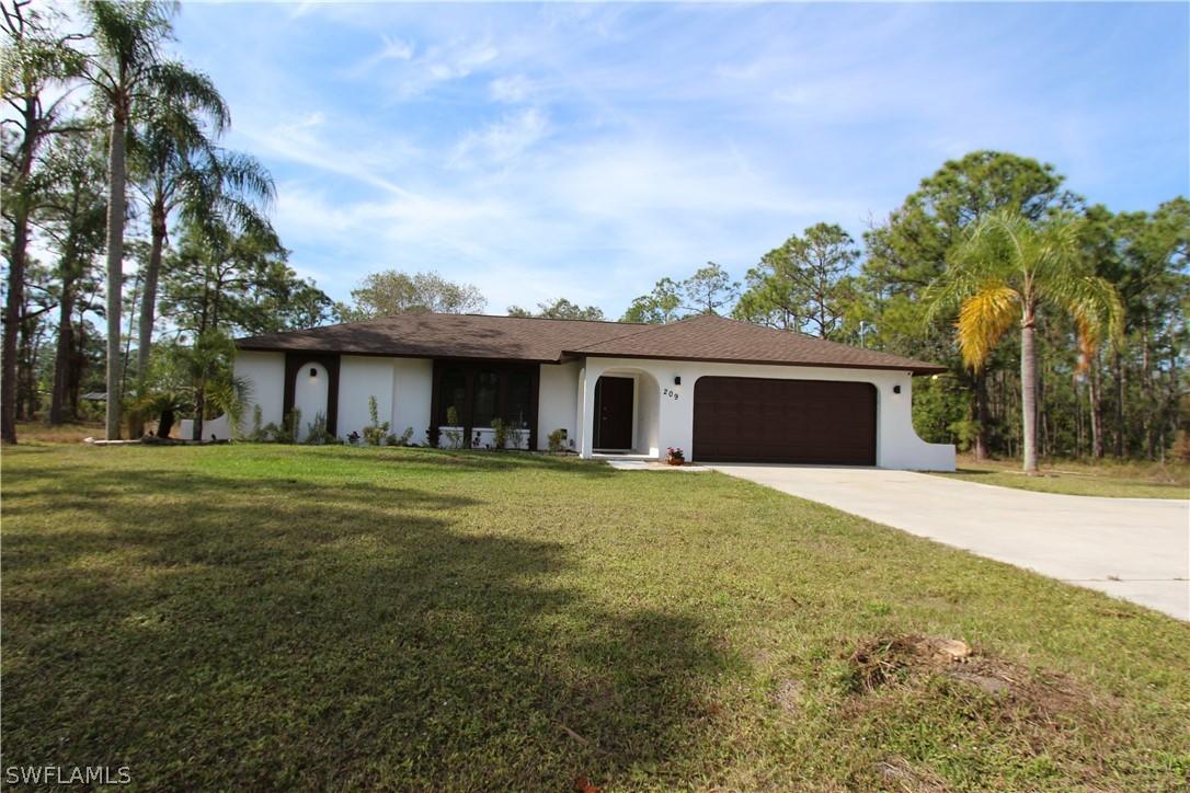 209 Grant Ave., Lehigh Acres, FL 33936