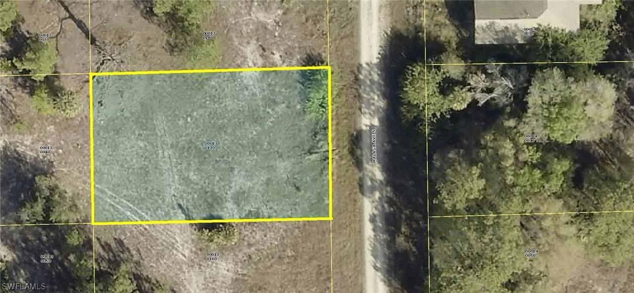 316 Malaga Ave., Lehigh Acres, FL 33974