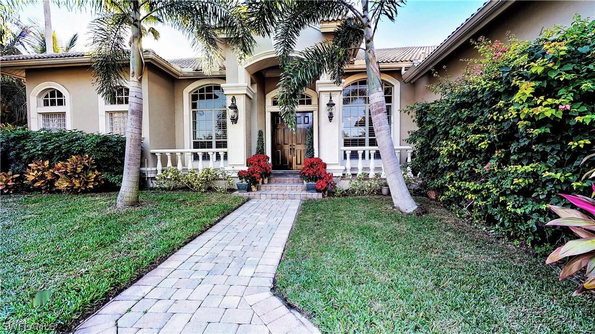 6850 Lake Devonwood Dr., Fort Myers, FL 33908