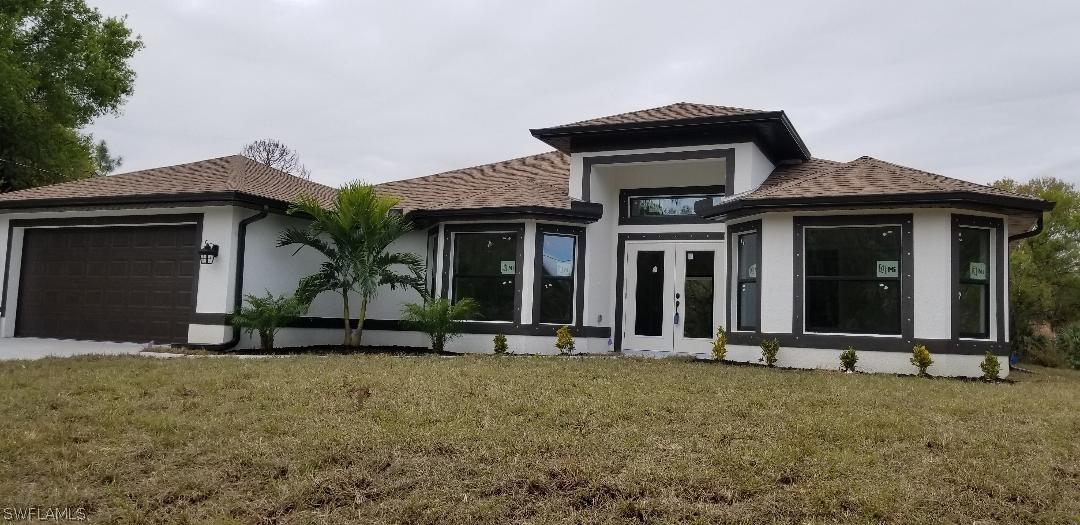 611 Cortez Ave., Lehigh Acres, FL 33972