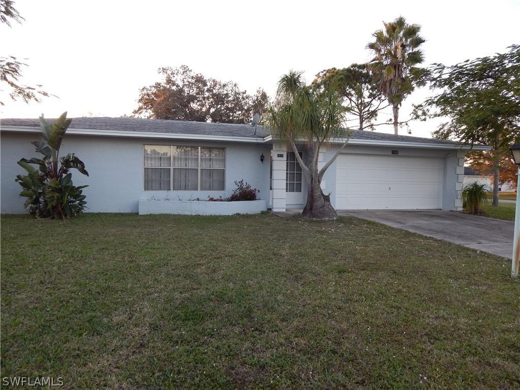 1619 Cheshire Cir., Lehigh Acres, FL 33936