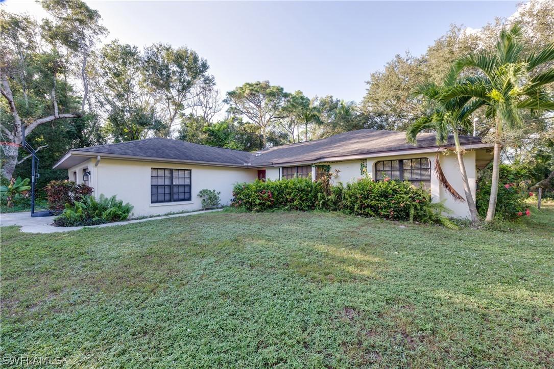 6233 Scott Ln., Fort Myers, FL 33966