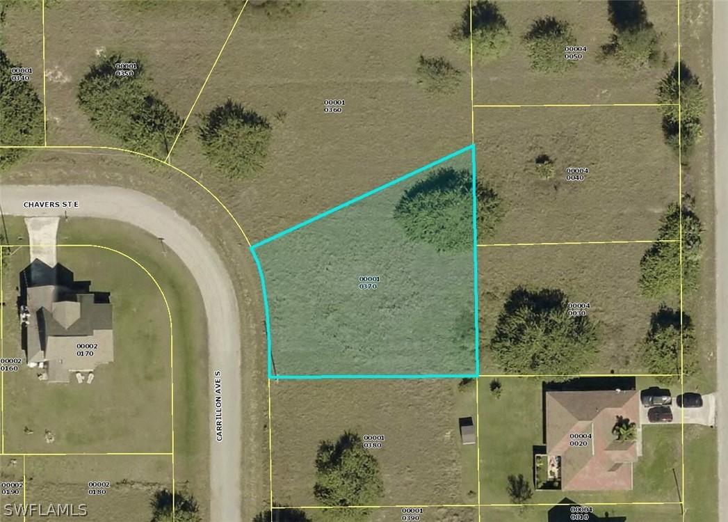 417 Carrillon Ave., Lehigh Acres, FL 33974