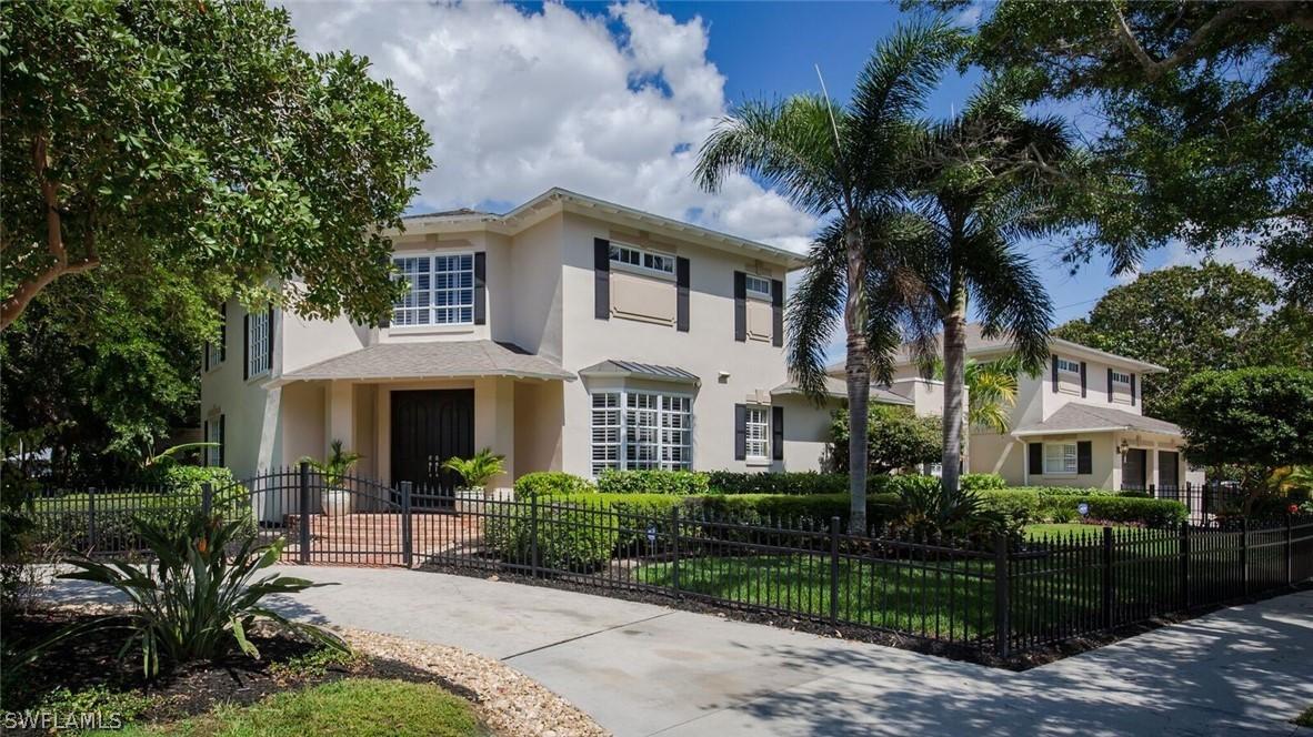 3285 Avocado Dr., Fort Myers, FL 33901