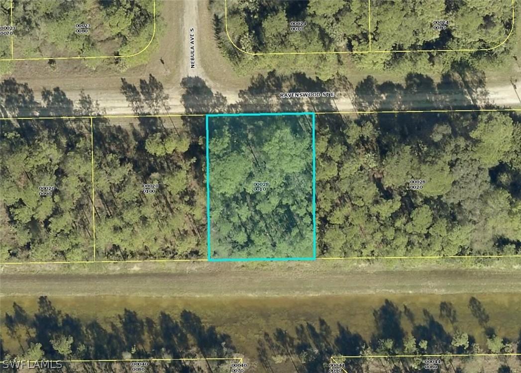 1228 Ravenswood St., Lehigh Acres, FL 33974