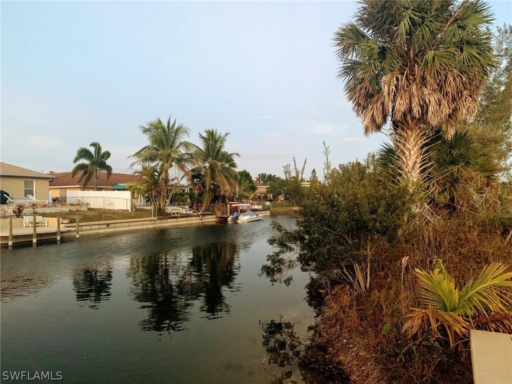 627 SW 21st St., Cape Coral, FL 33991
