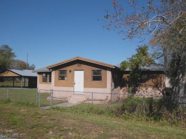 401 Ave S Sw, Moore Haven, FL 33471