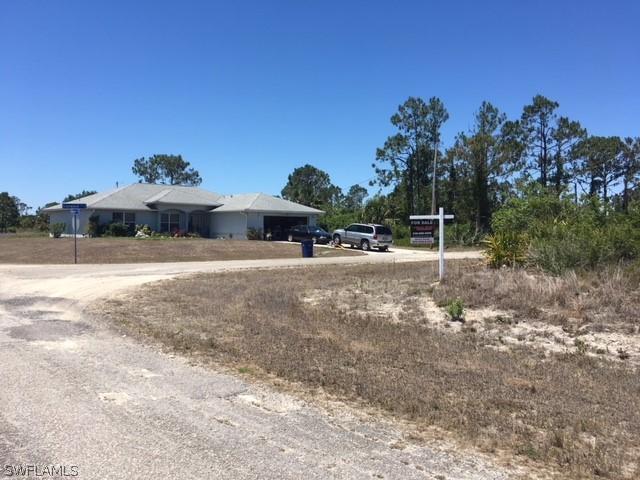 659 Ironwood Ave., Lehigh Acres, FL 33974