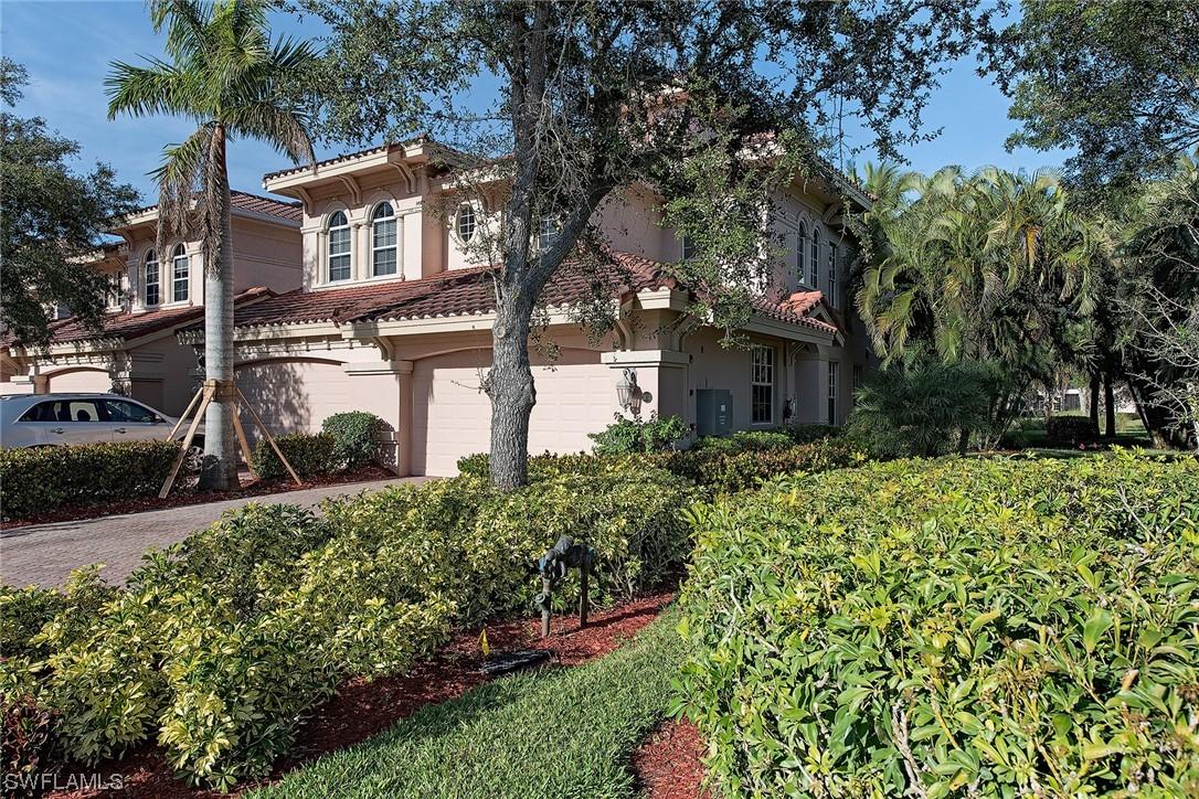 3185 Aviamar Cir. #202, Naples, FL 34114