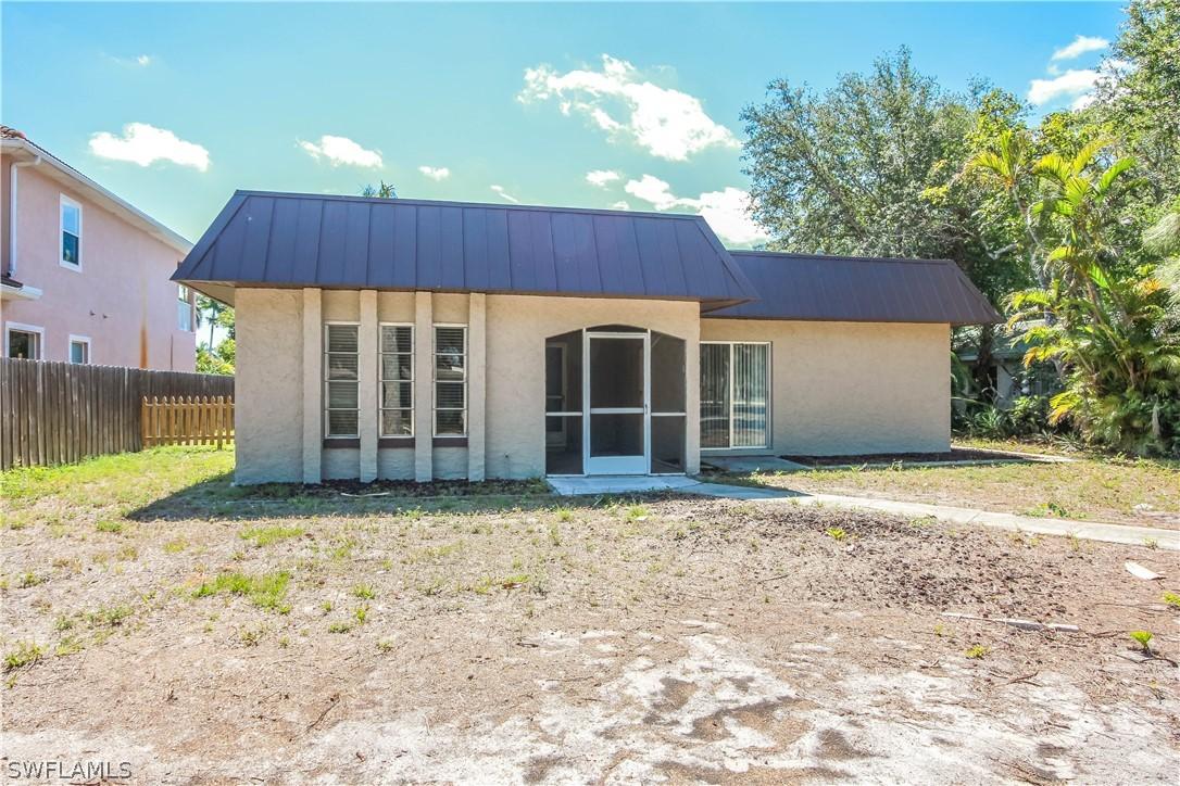 10421 Mcgregor Blvd., Fort Myers, FL 33919