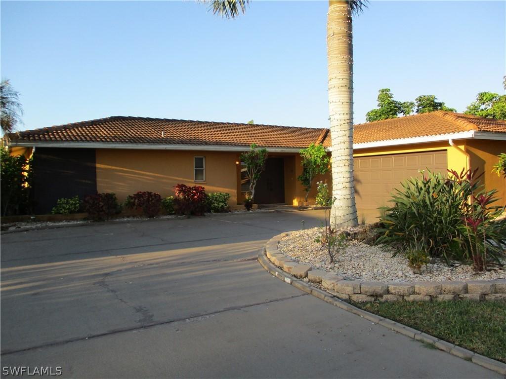 510 SW 49th Ln., Cape Coral, FL 33914