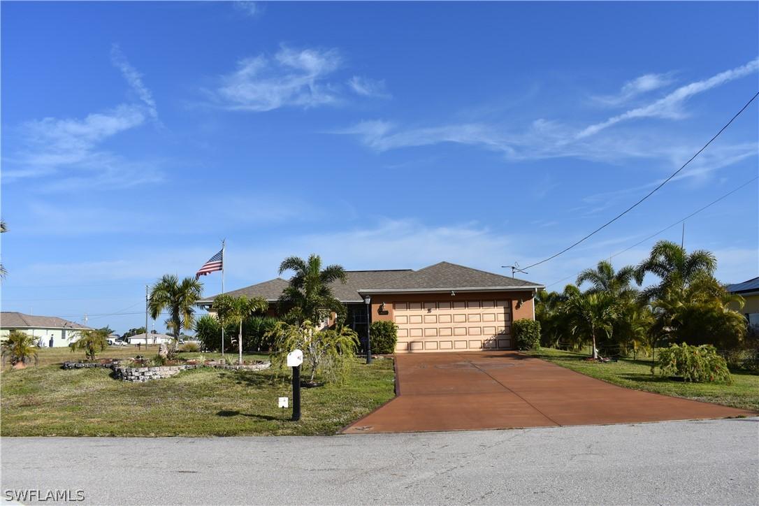 427 NE 20th St., Cape Coral, FL 33909