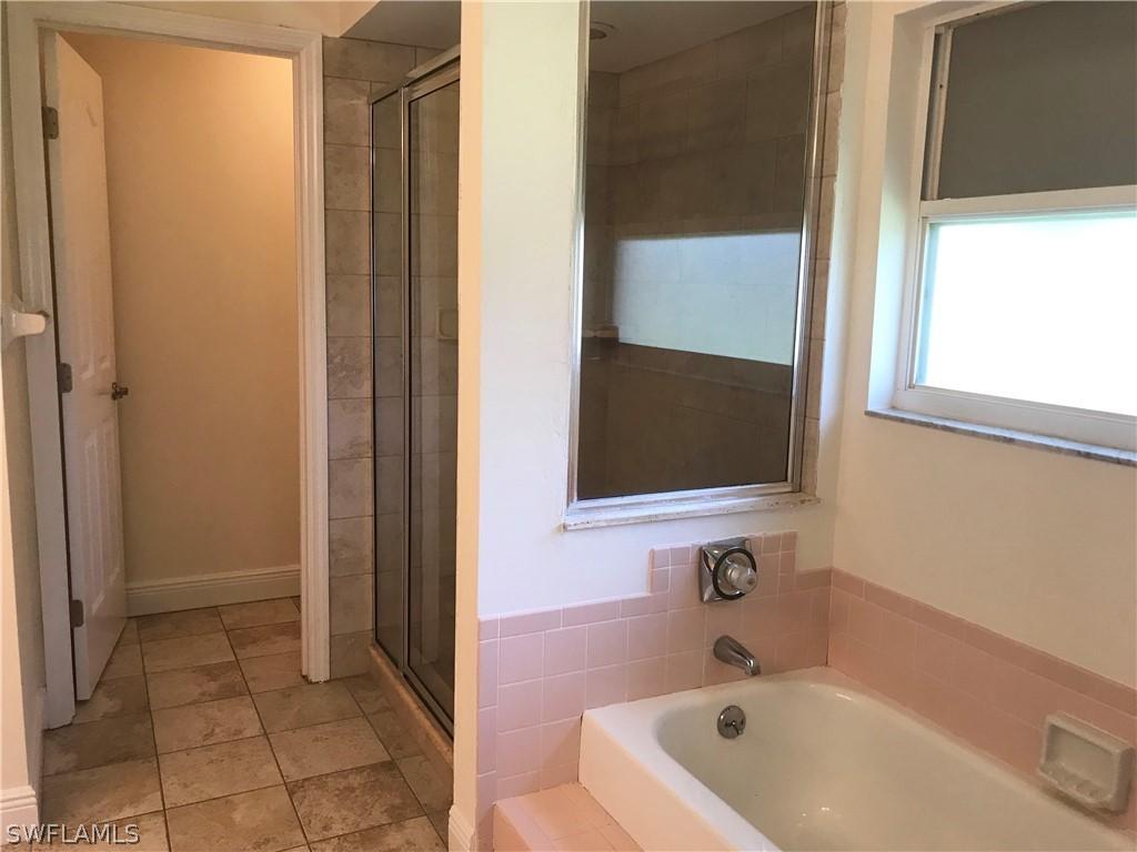 521 SW 52nd St., Cape Coral, FL 33914