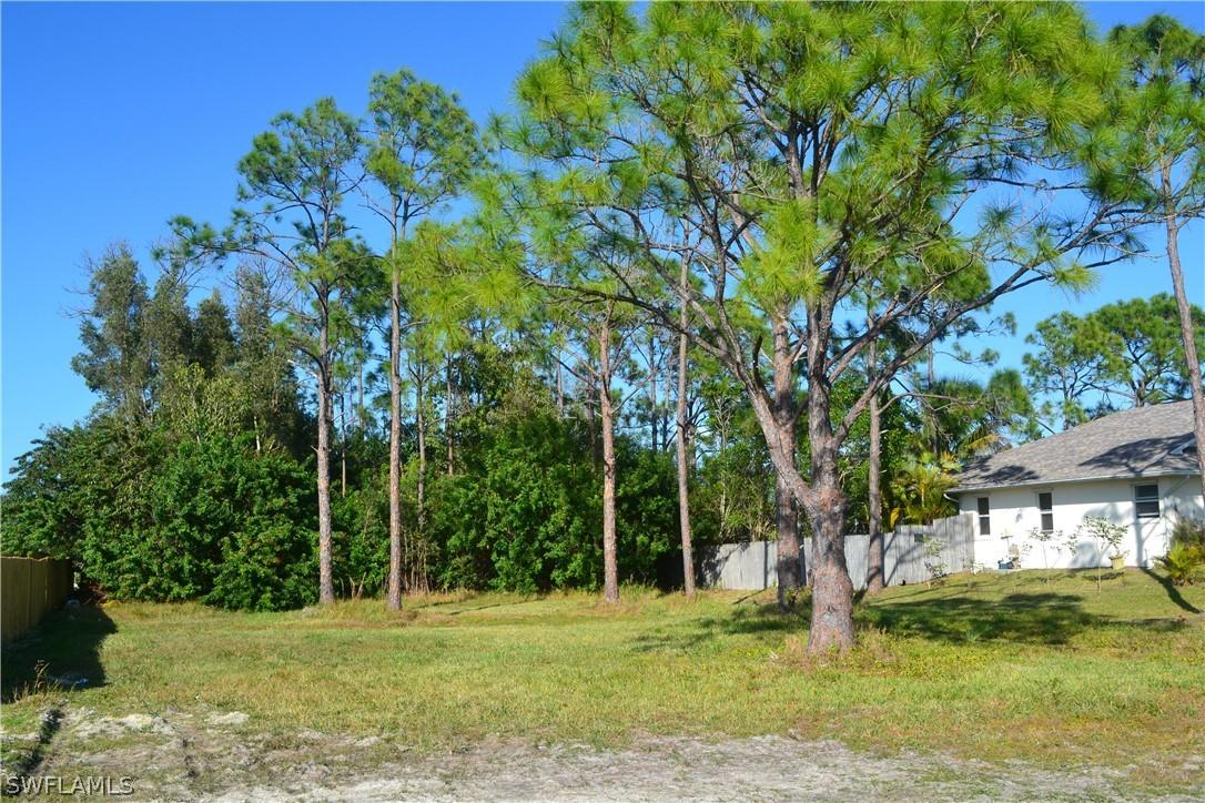 2833 NW 4th Ter., Cape Coral, FL 33993