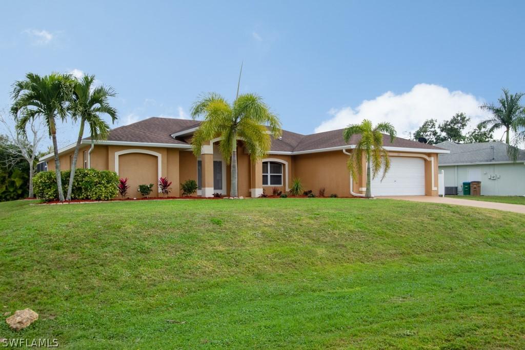 3037 SW 10th Pl., Cape Coral, FL 33914