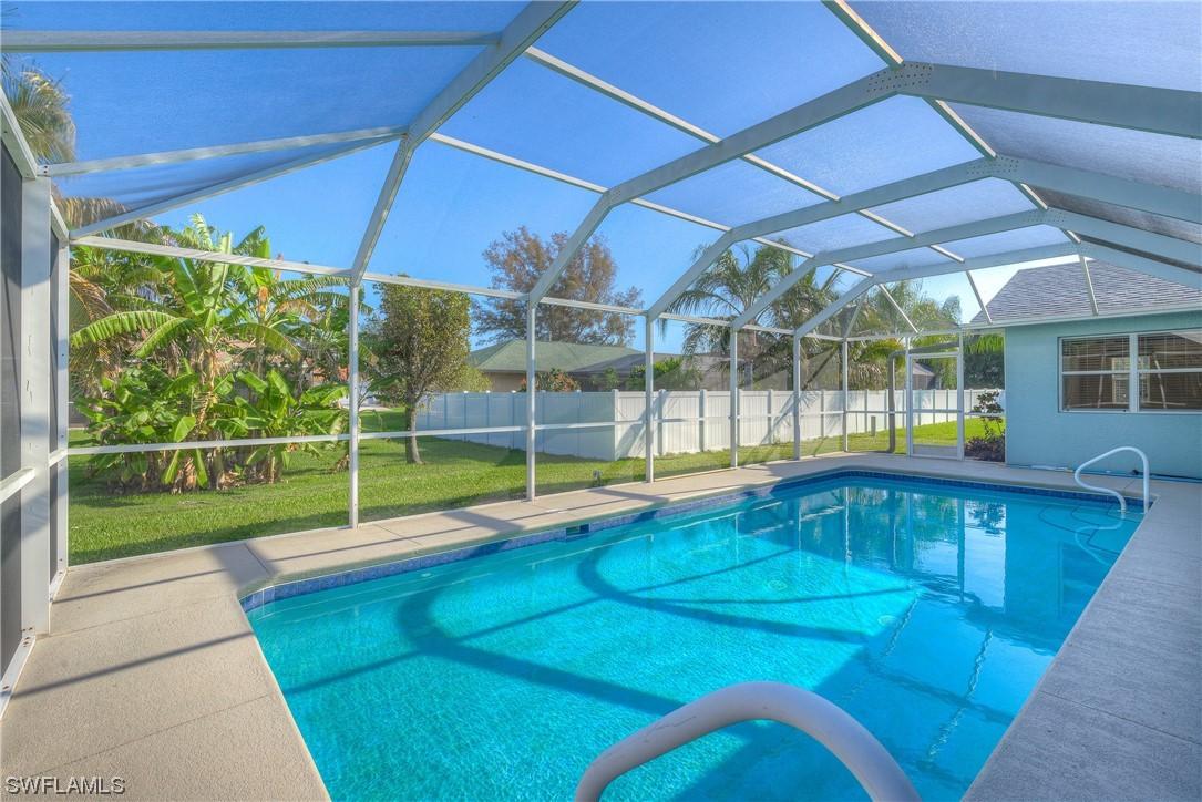 2117 SW 40th Ter., Cape Coral, FL 33914