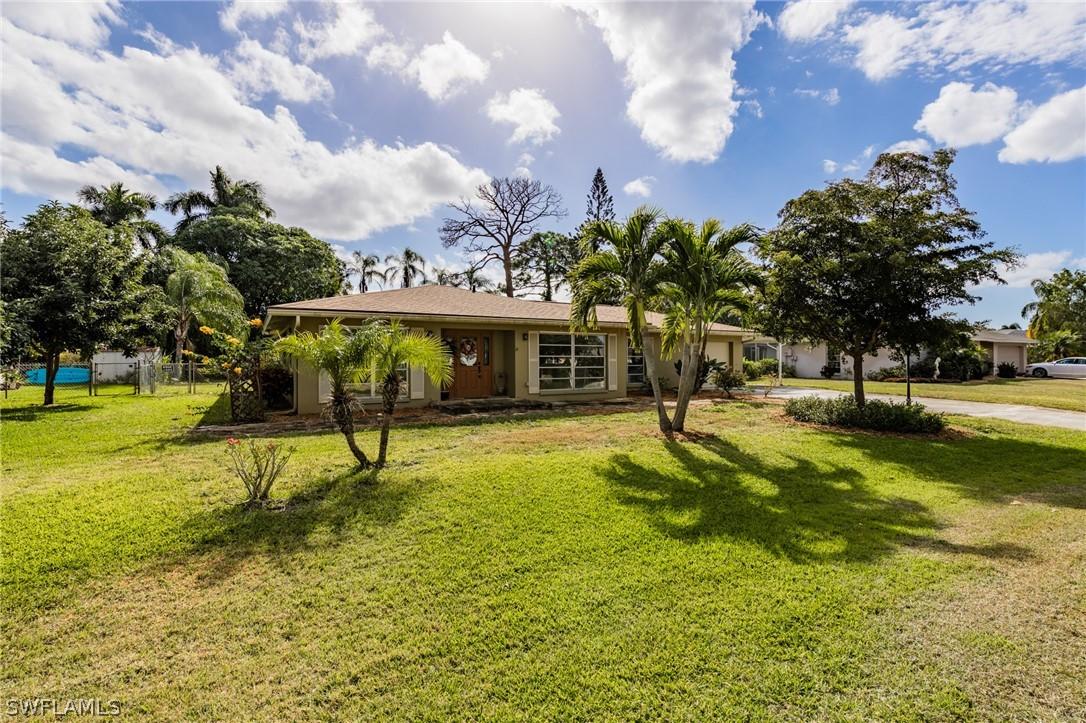 2318 Kent Ave., Fort Myers, FL 33907