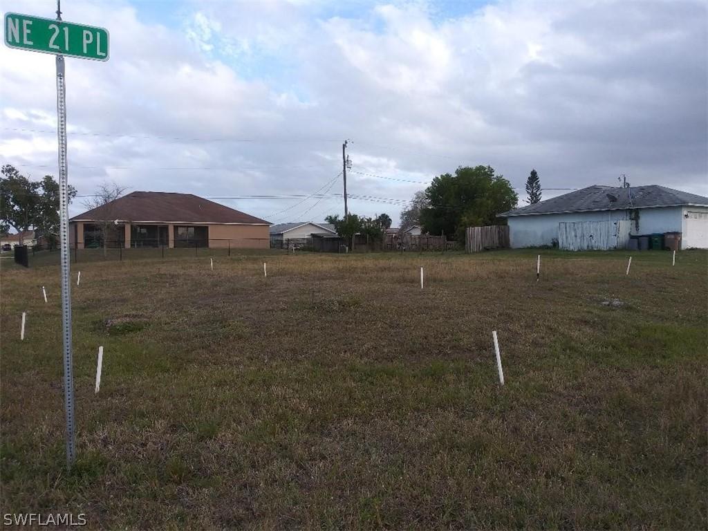1913 NE 21st Pl., Cape Coral, FL 33909