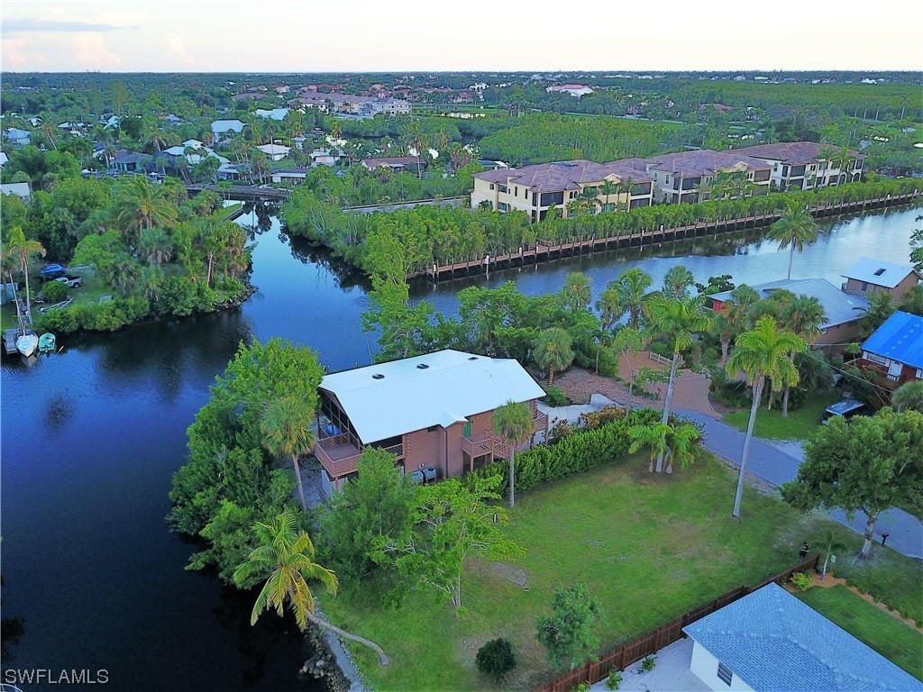 2977 Poplar St., Naples, FL 34112