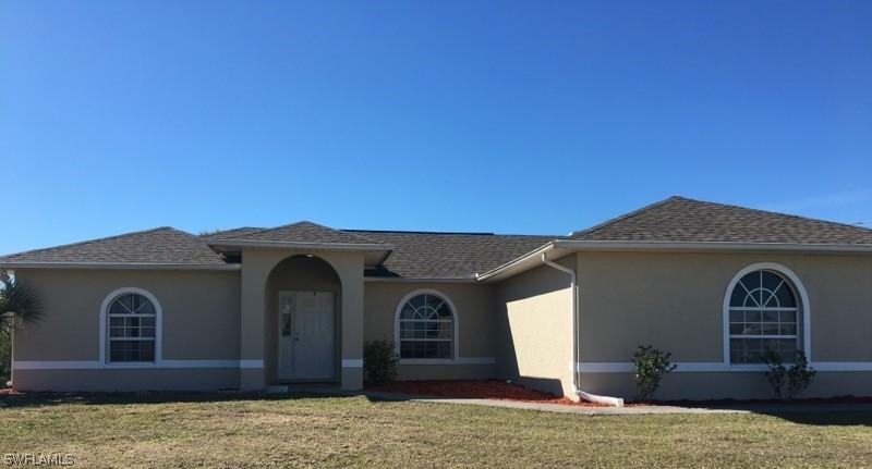 715 Hibiscus Ave., Lehigh Acres, FL 33972