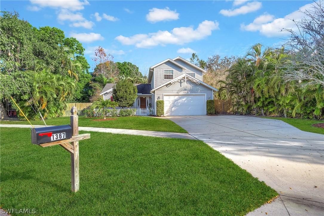 1367 Barcelona Ave., Fort Myers, FL 33901