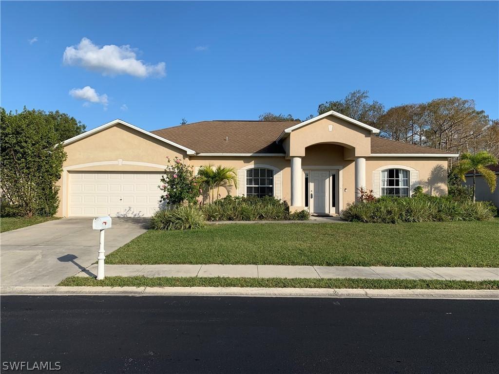 2710 Soaring Hawk Dr., Fort Myers, FL 33905