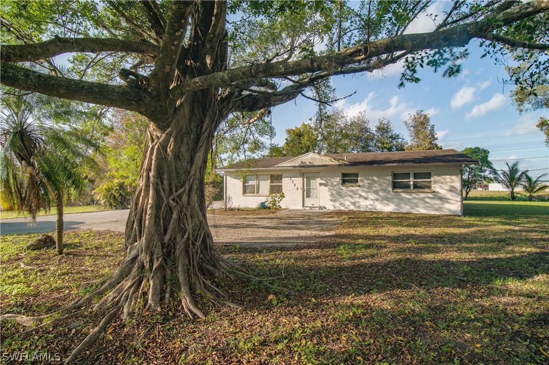 3733 Highland Ave., Fort Myers, FL 33916