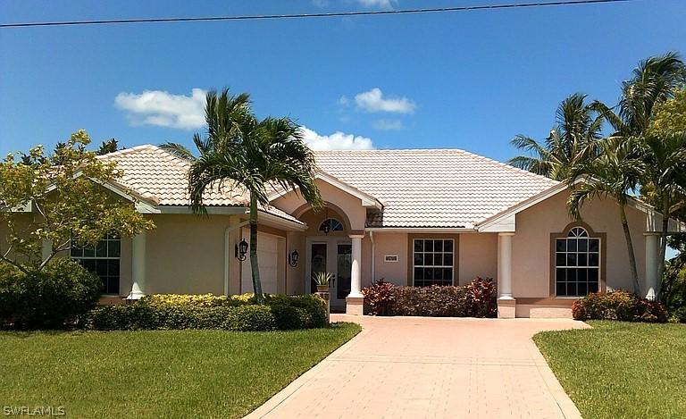1046 NW 37th Pl., Cape Coral, FL 33993