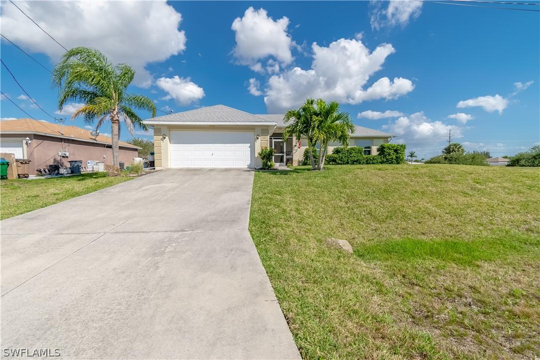 201 NW 24th Pl., Cape Coral, FL 33993