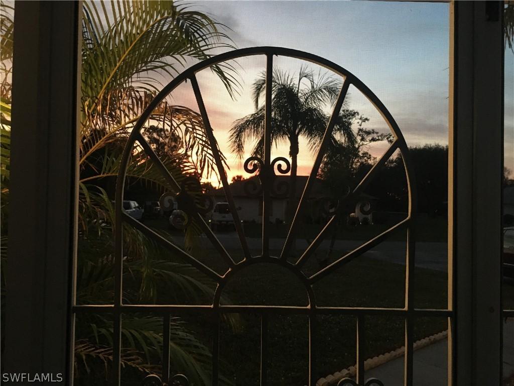 410 Roosevelt Ave., Lehigh Acres, FL 33936