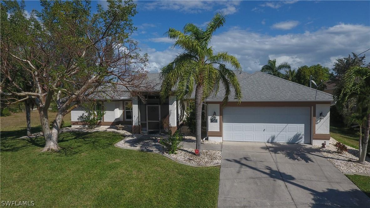 1405 SE 4th Pl., Cape Coral, FL 33990