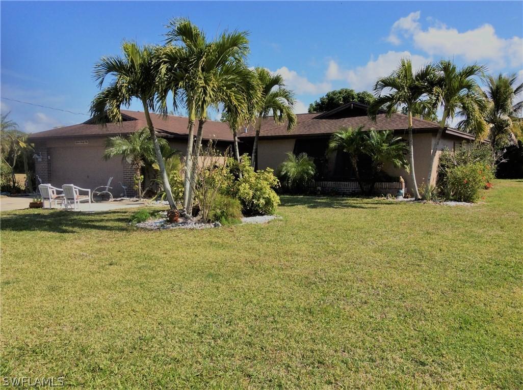 1521 SE 10th Pl., Cape Coral, FL 33990