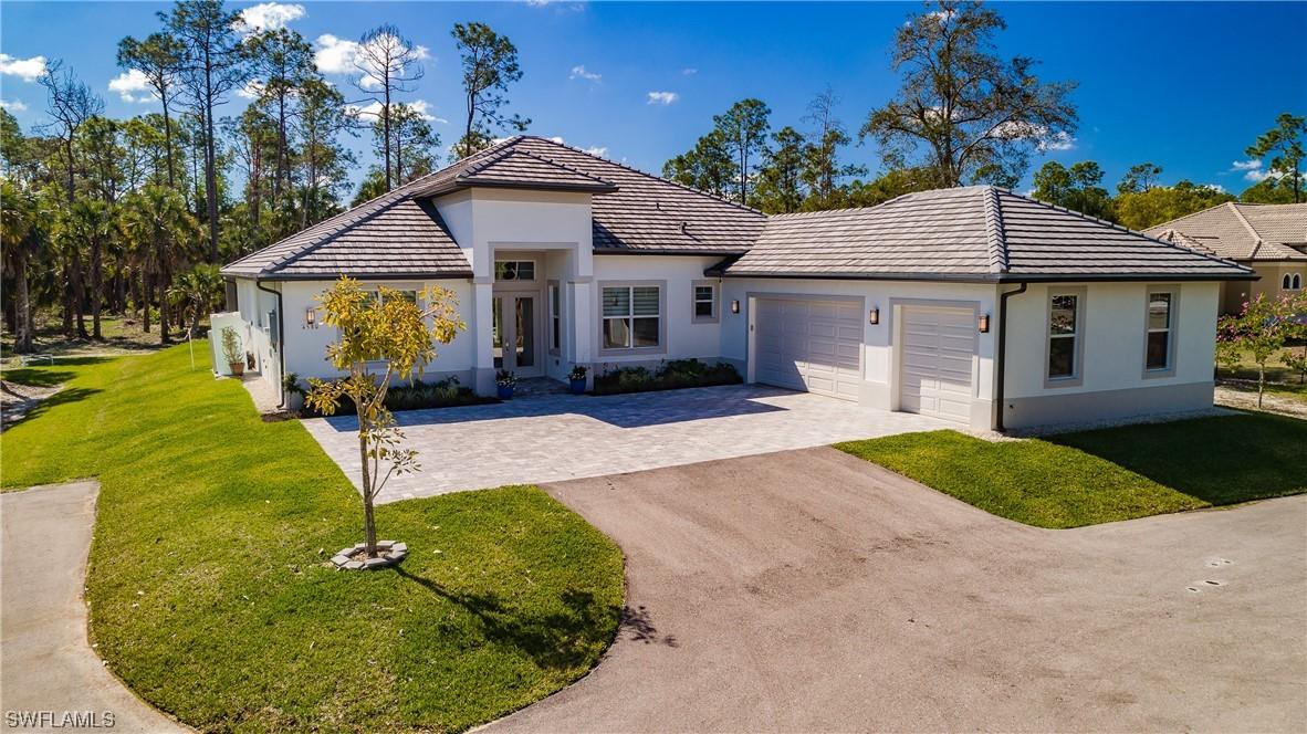 4580 7th Ave., Naples, FL 34119