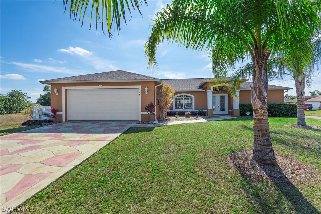 306 NE 29th Ter., Cape Coral, FL 33909