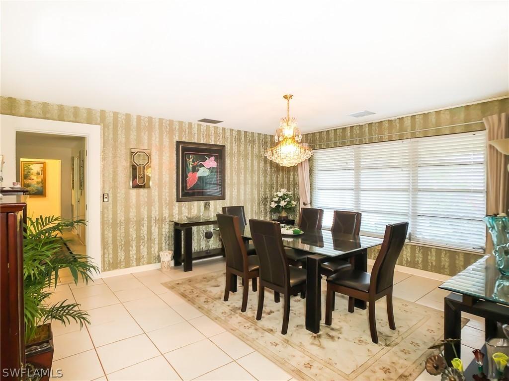 4012 SE 9th Ct., Cape Coral, FL 33904