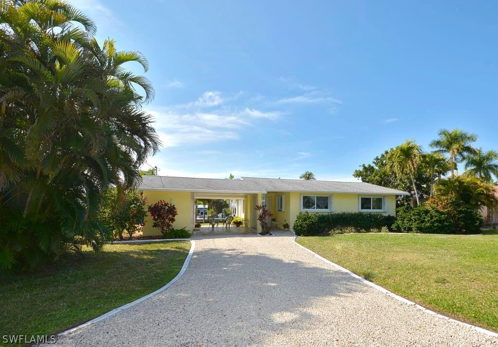 2211 Banana St., St. James City, FL 33956