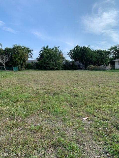 1922 SE 20th Ln., Cape Coral, FL 33990